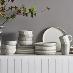 Hot Grace 16-Piece Dinnerware Set Tableware