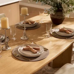 Hot Posey Dining Table Dining Tables